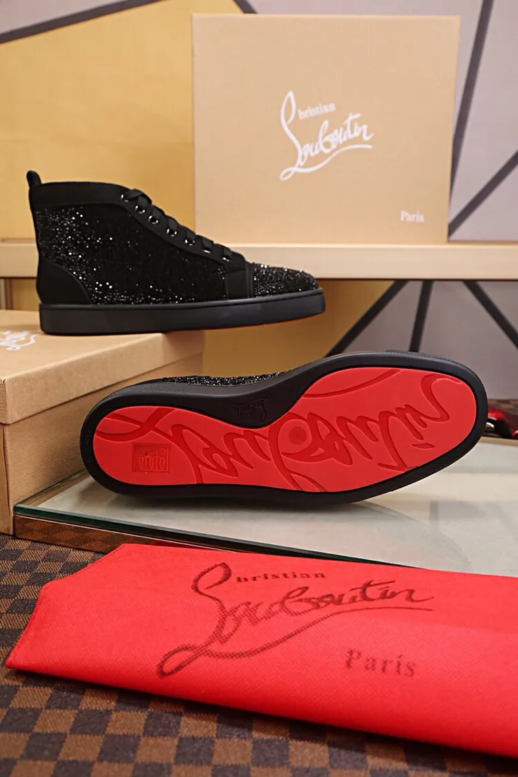 Ex-factory price 480. christian louboutin (CL red sole shoes) counter hot diamond series, high-top casual sneakers for couples 📢 📢 📢 Exclusive hot style release 🎈🎈💪 Movable latex feet 👻 Finished outsole sewing line [satisfied] 😝Female 35-40# Male 38#-46, global supply😝 [Top version]: original imported cowhide upper, top original leather lining, original molded TPU outsole, original 1:1 detail processing, original shoe last, large quantity available from stock,